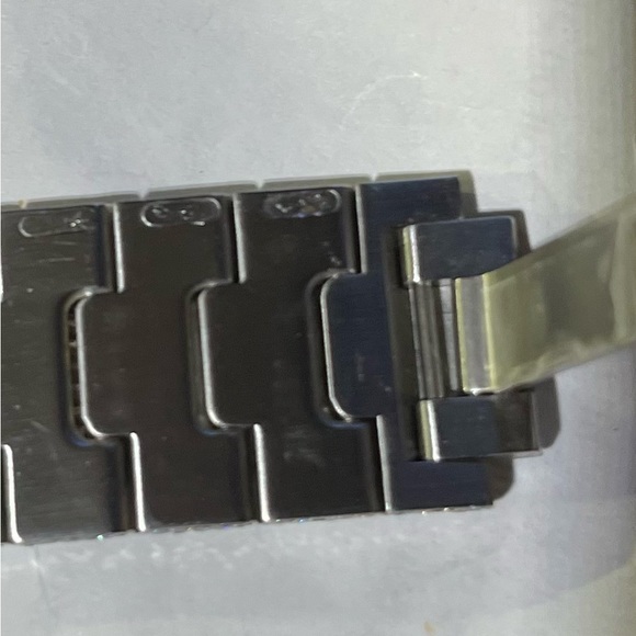 Diamond Cartier watch - Picture 9 of 13